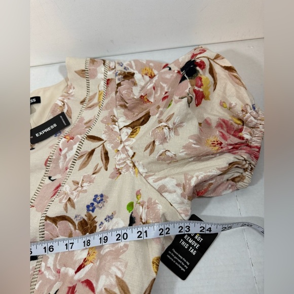 Express Floral Linen Blend Romper XL NWT Puff Sleeve Belted Lined Crochet $118 - Picture 8 of 11